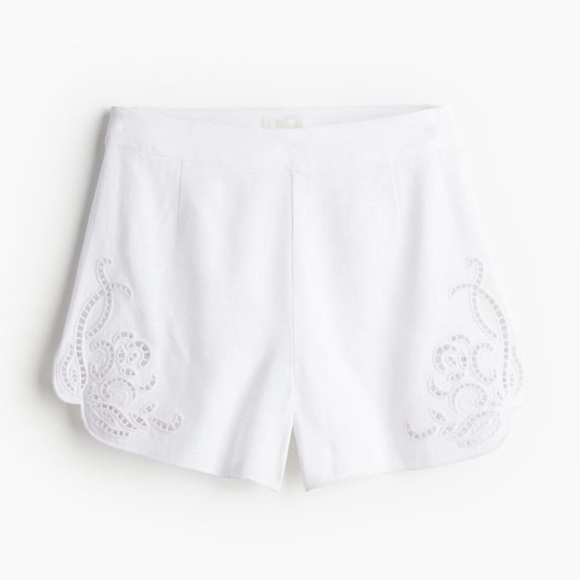 H&M Women’s White Linen Blend Broderie Anglaise Embroidered Shorts Size 6 - Picture 2 of 6